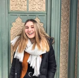 Meet your Posher, Emelie